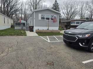 847 Apple Tree Ct NW, Grand Rapids, MI 49534