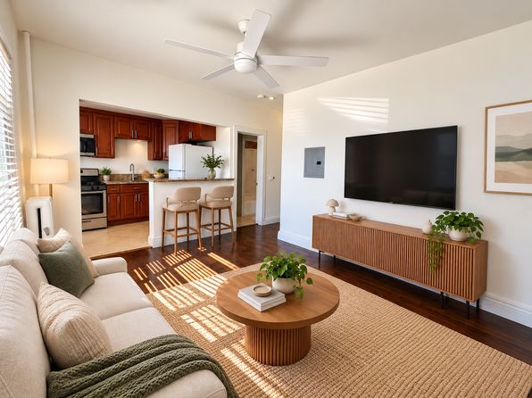 00-319 N Elm Ave #101