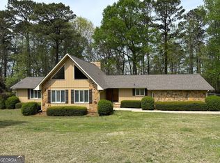 108 Thomas Dr, Lagrange, GA 30240