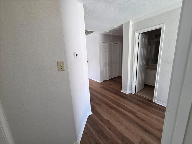 17403 Canyon Knoll Dr — Photo 29