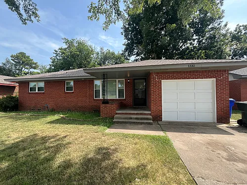1332 W Boyd St Photo 1