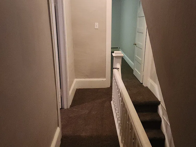 144 N Mill St — Photo 10