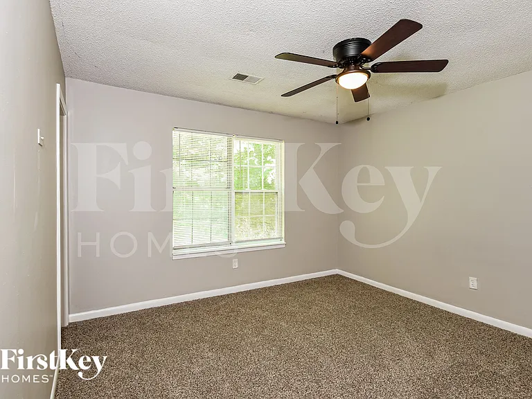 117 Whispering Pine Ln NE — Photo 8