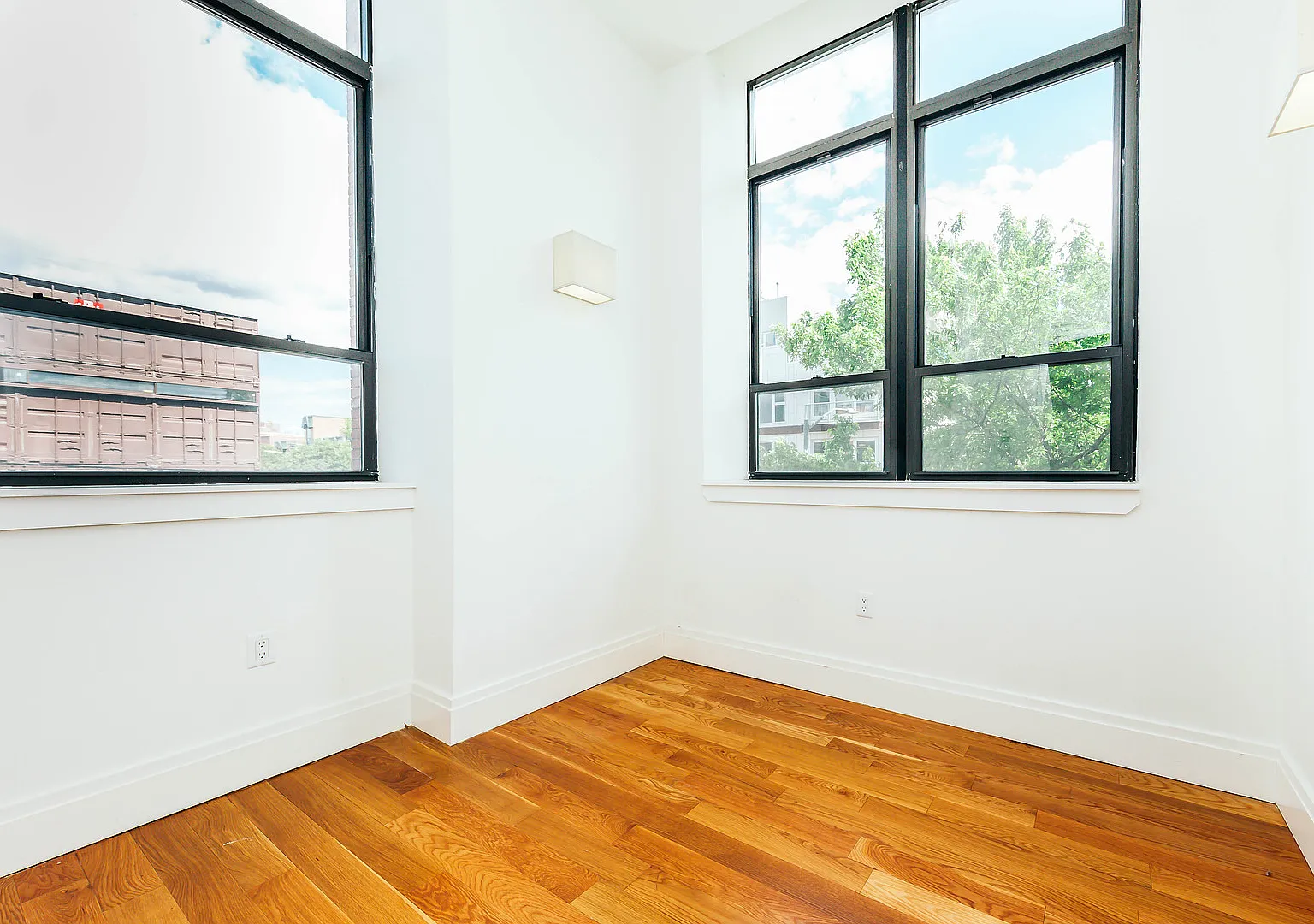 37 Monitor Street — Photo 2