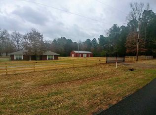 2831 River Rd, Kilgore, TX 75662