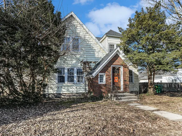 560 S Washington St, Constantine, MI 49042