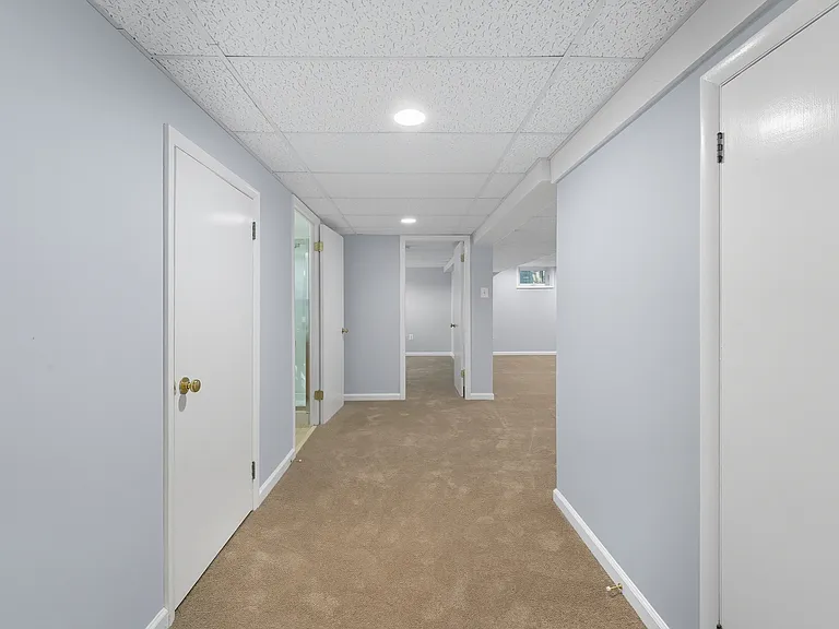 3306 Weller Rd — Photo 25