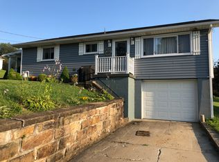 512 E Binder Ln, Johnstown, PA 15909