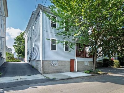 61 Penn St, Providence, RI, 02909
