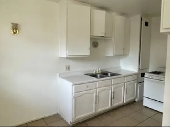 18151 Roscoe Blvd #G, Northridge, CA 91325