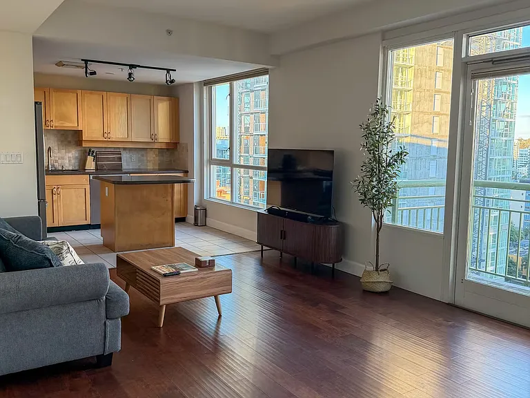 1240 India St #2105 — Photo 2