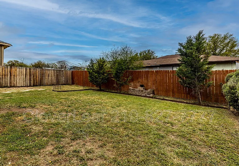 6126 Lowrie — Photo 50