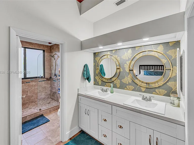7019 SW 53rd Ln — Photo 31