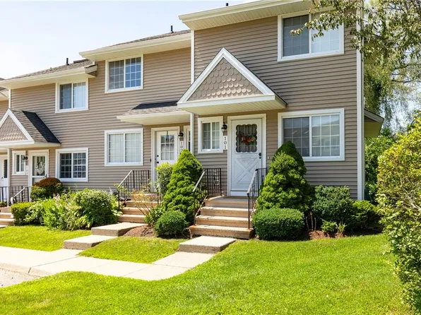 102 Covington Green Lane, Patterson, NY 12563