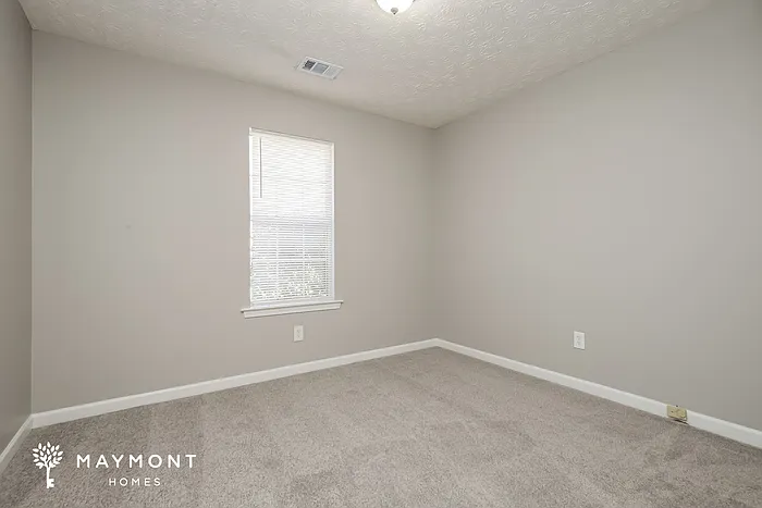 5285 Yellow Pine Dr — Photo 10