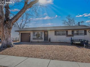 1209 Cumberland St, Colorado Springs, CO 80907