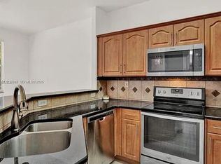 10902 NW 79th St #10902, Miami, FL 33178