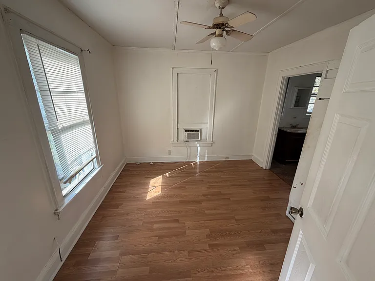 148 E Herndon St #148 — Photo 10
