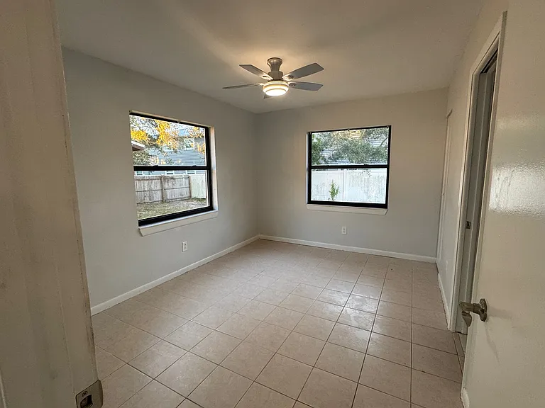 Bedroom #1