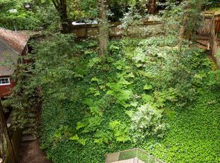 21570 Moscow Rd, Monte Rio, CA 95462