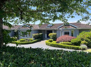 2945 96th Ave NE, Clyde Hill, WA 98004