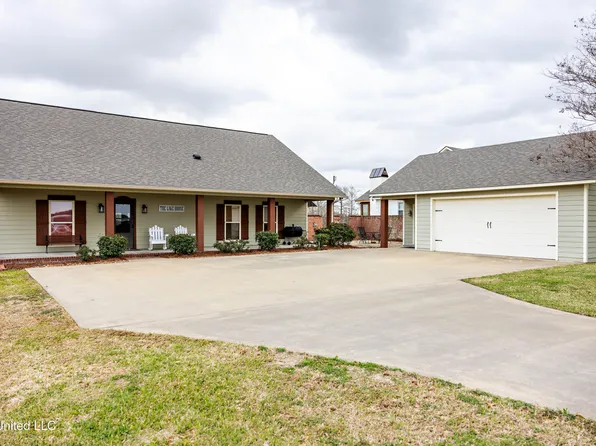 319 Osceola Rd, Saint Joseph, LA 71366