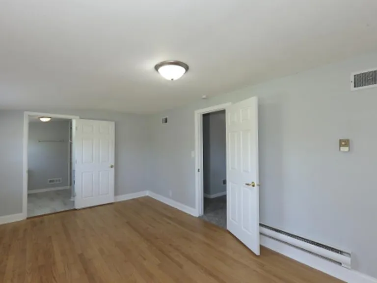 17350 W National Ave — Photo 15