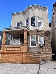 92 Poplar Street, #2