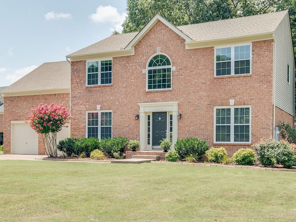 1st image of 400 W Griffin Ct