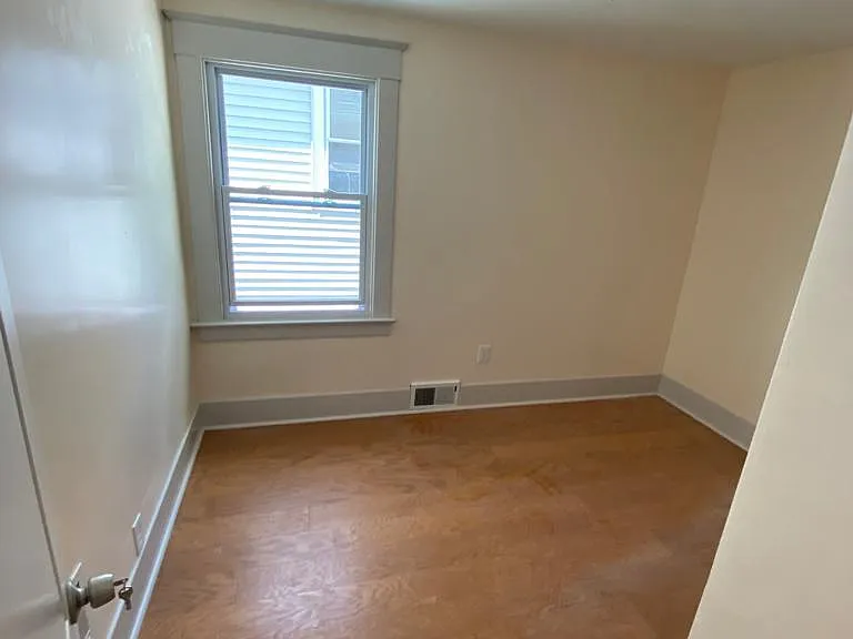 2133 Niagara St #2 — Photo 12
