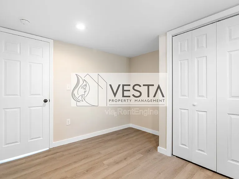 2383 Dutch Cove Rd #2 — Photo 12