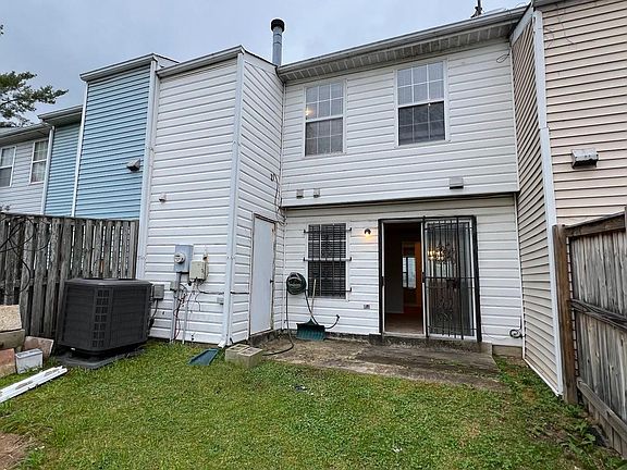 4th image of 1708 Tulip Ave