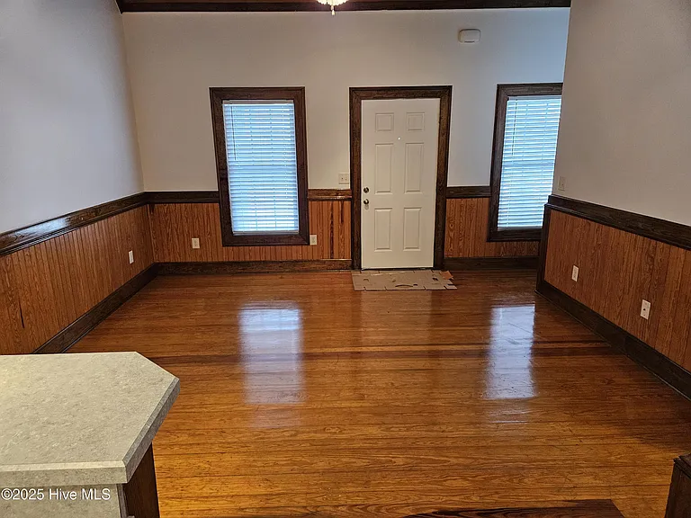 312 Marsh St #F — Photo 2