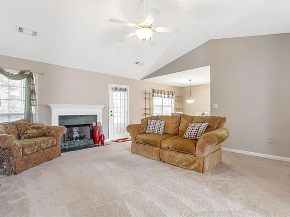 5th image of 2365 Golden Valley Dr