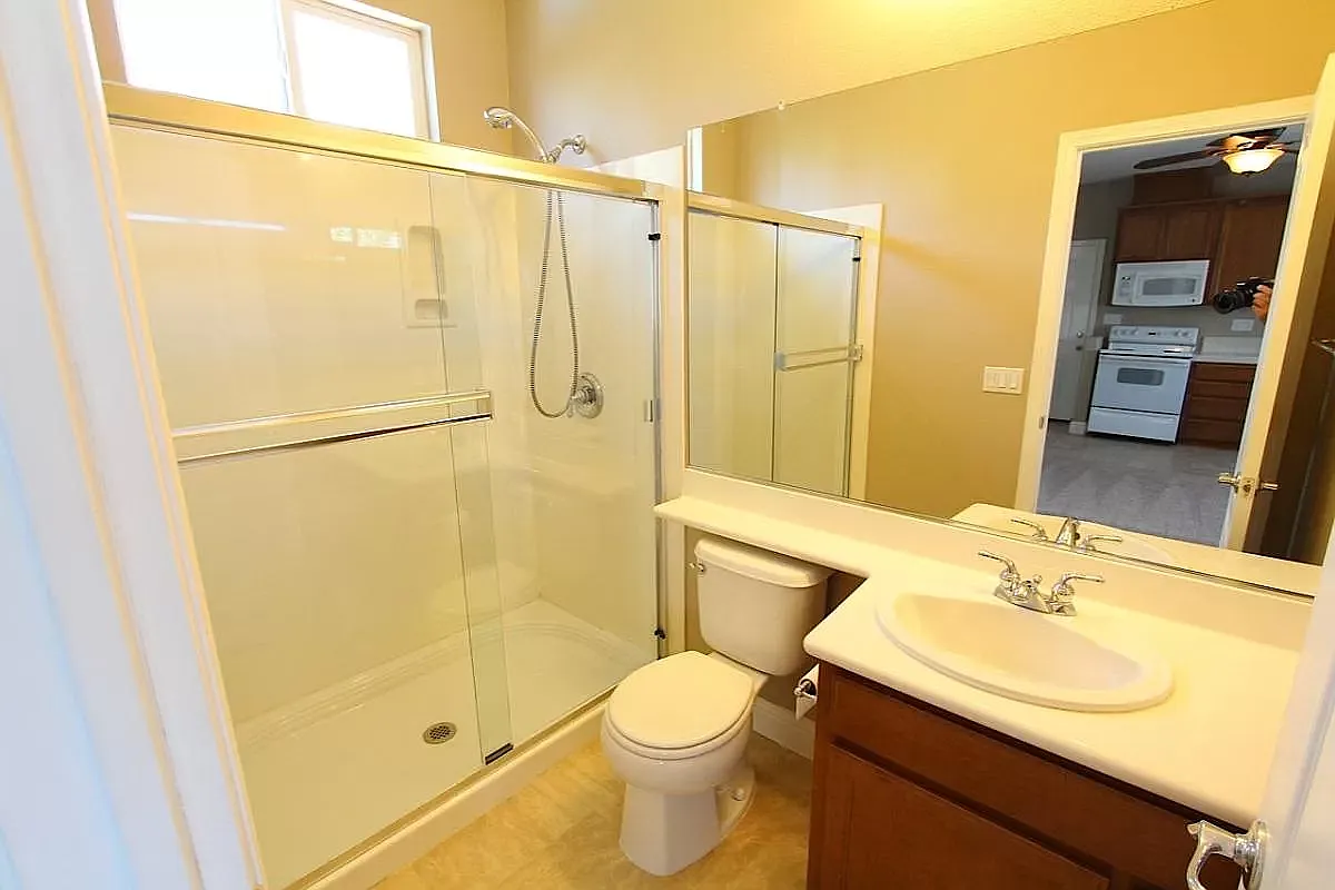 1 bed, 420 sqft, $1,795 — Photo 4