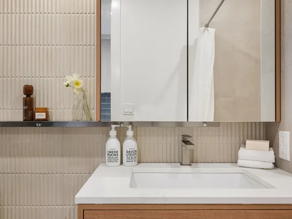 880 Atlantic Avenue image 8 of 33