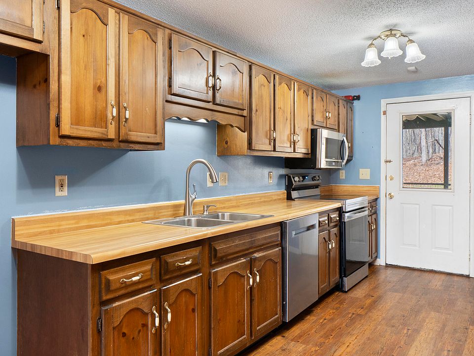 7th image of this home