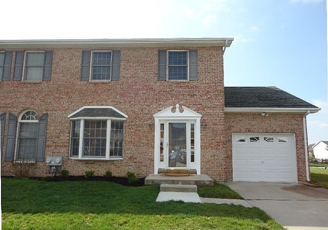 1st image of 15 Marble House Dr