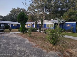 2233 Pate Pond Rd, Caryville, FL 32427