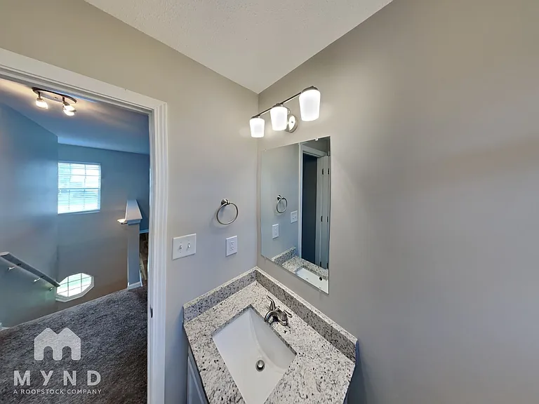 303 Holton Dr — Photo 21