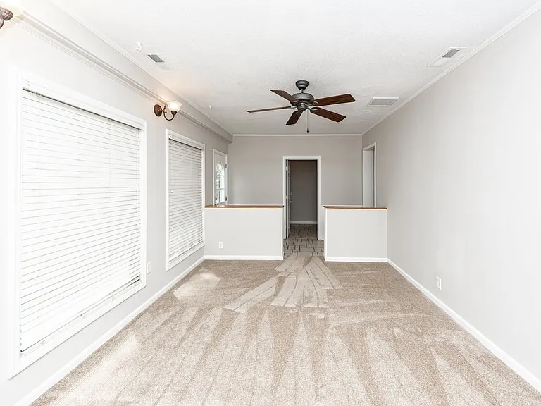 838 Fred St — Photo 19