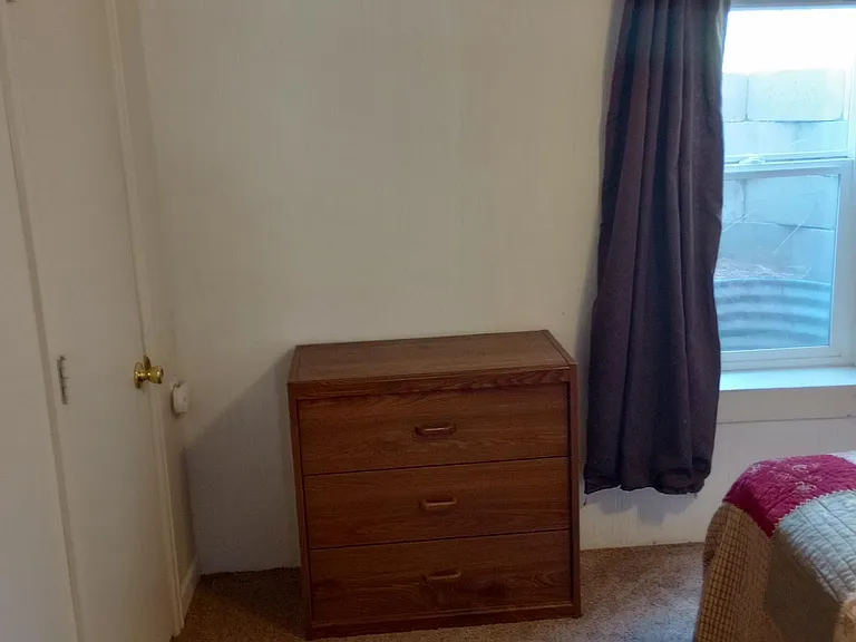 Unit B, Bedroom