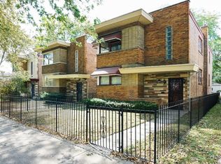 8450 S Ingleside Ave, Chicago, IL 60619