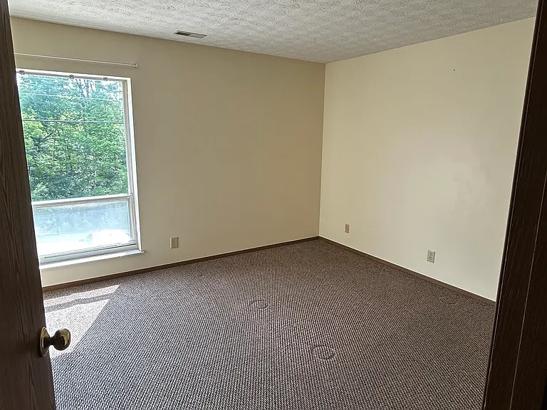 8255 Tollgate Rd #13 — Photo 5