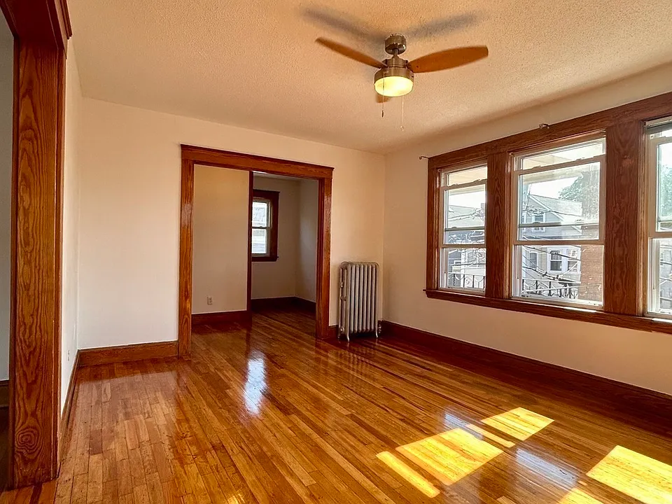 11 Sterling St #2
