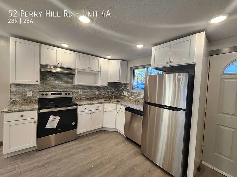 52 Perry Hill Rd #4A — Photo 2