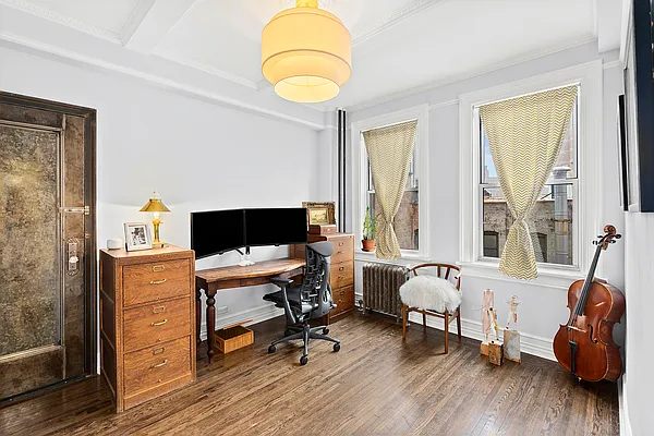 Sold by Compass | media 2