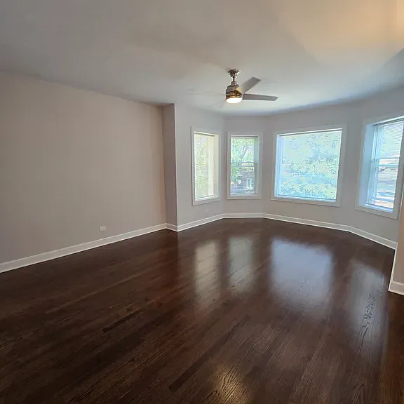 5922 N Washtenaw Ave #1 — Photo 4