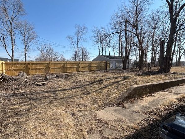 cedar-rapids-iowa-2055254587 picture