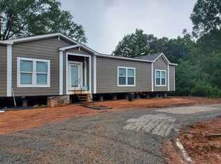 1310 Egg And Butter Rd, Columbiana, AL 35051